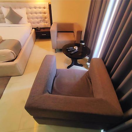 Hotel Papilio Māldah 외부 사진