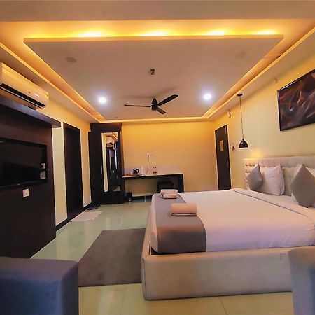 Hotel Papilio Māldah 외부 사진