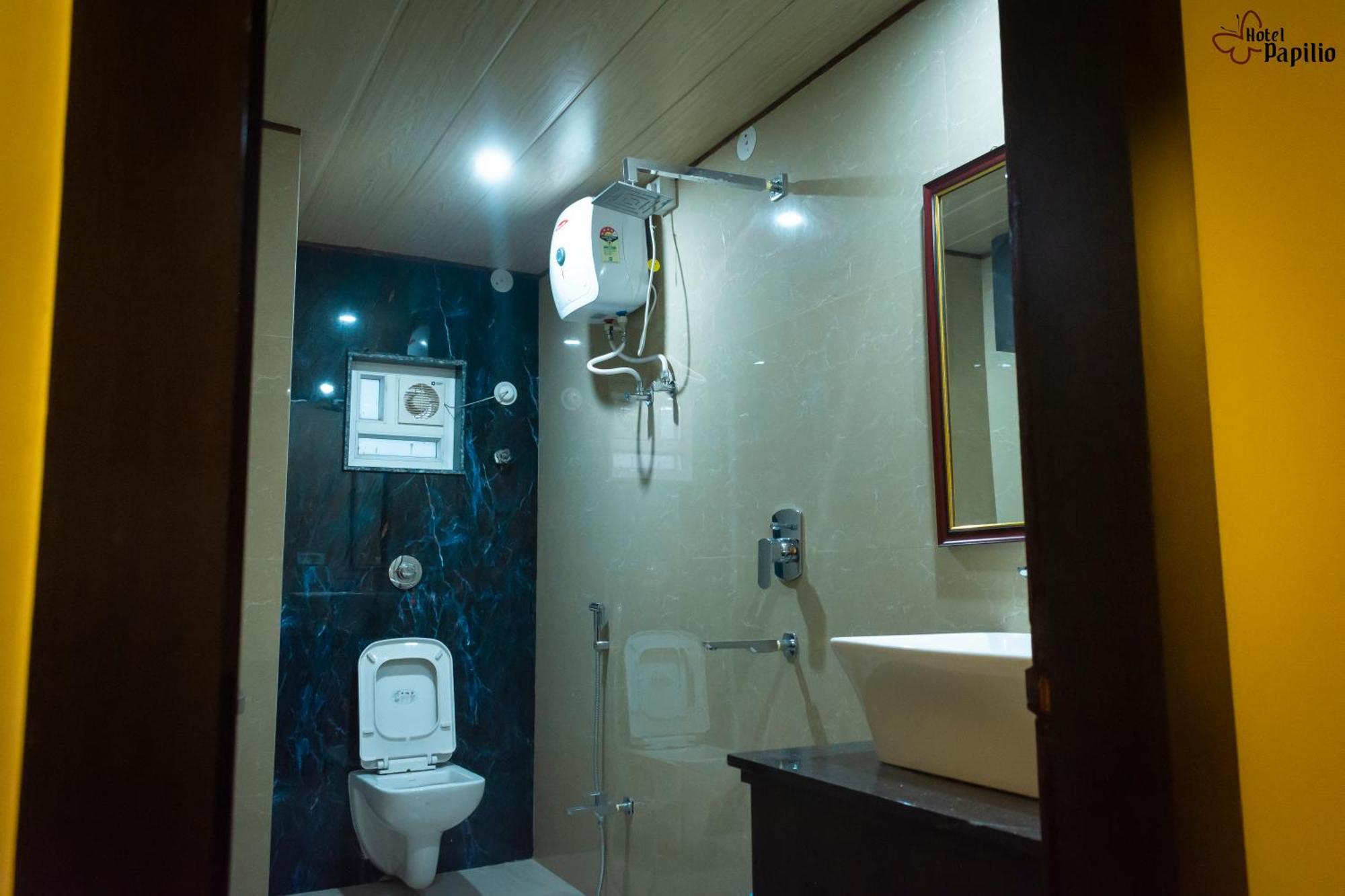 Hotel Papilio Māldah 외부 사진